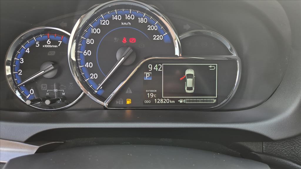 YARIS 1.5 16V FLEX SEDAN XS MULTIDRIVE8