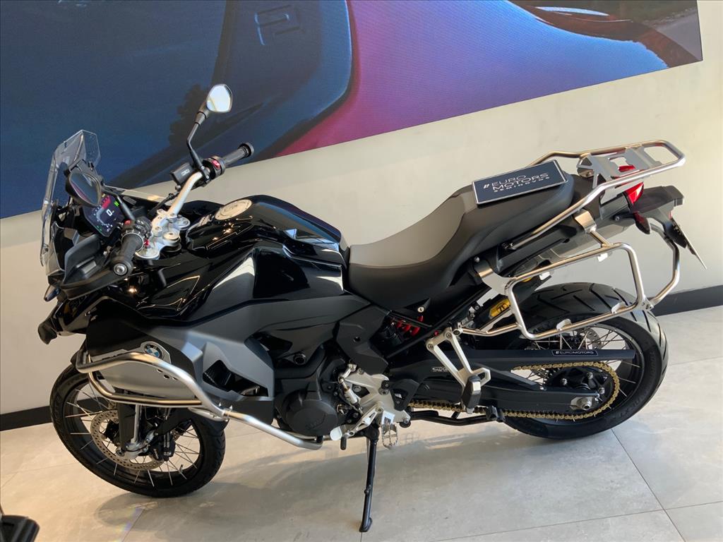 BMW Motorrad-F-900 GS ADVENTURE