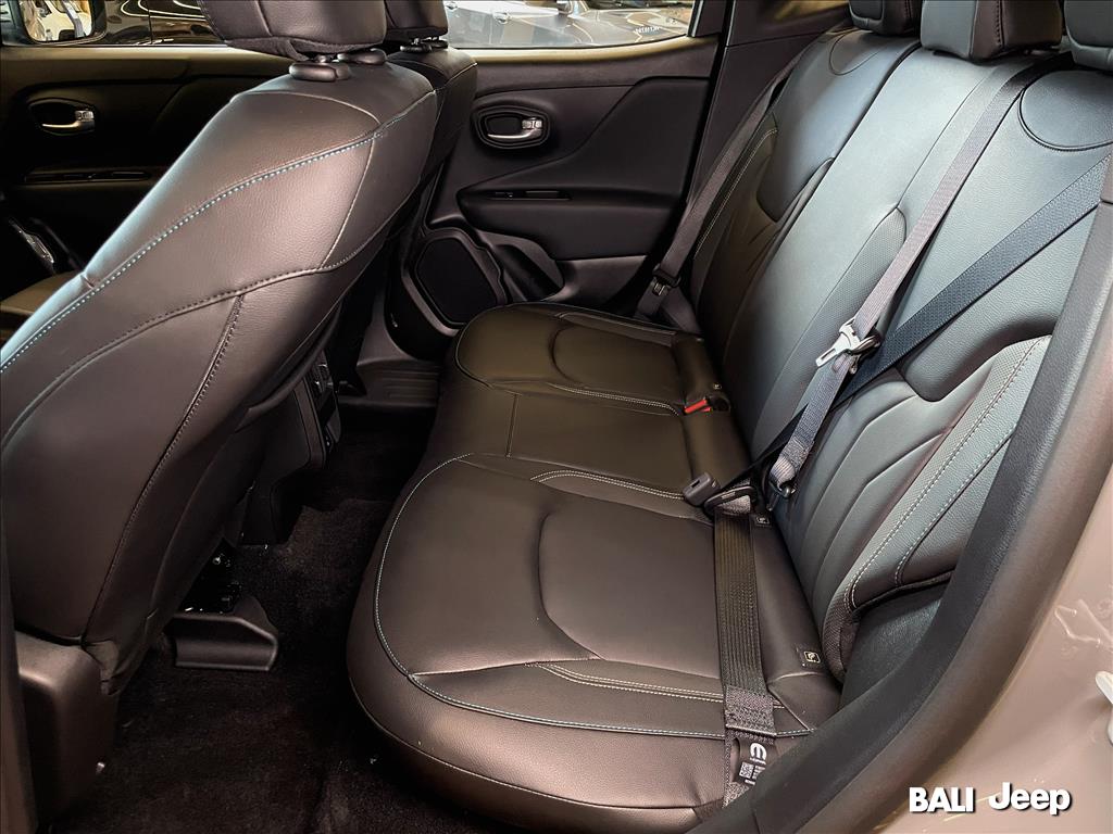 RENEGADE 1.3 T270 TURBO MHEV LONGITUDE AT615