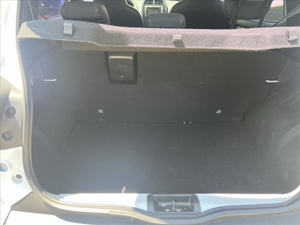 KWID 1.0 12V SCE FLEX OUTSIDER MANUAL15