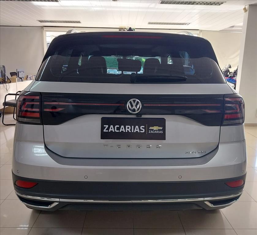 T-CROSS 1.4 250 TSI TOTAL FLEX HIGHLINE AUTOMÁTICO3