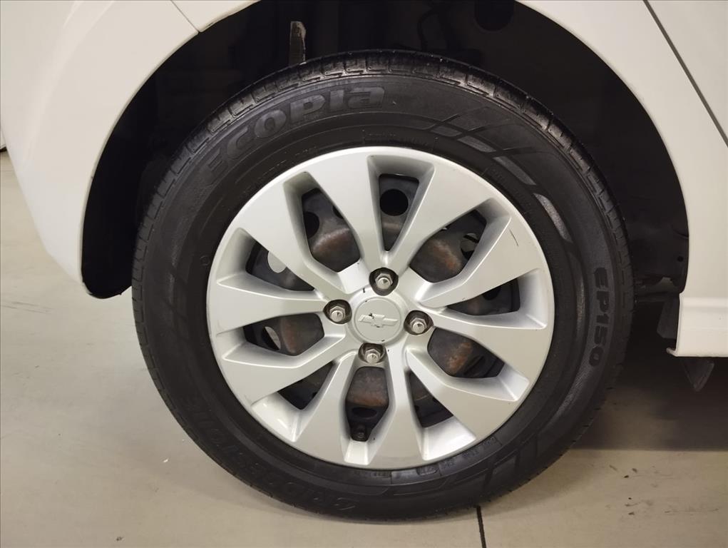 ONIX 1.4 MPFI LT 8V FLEX 4P MANUAL9