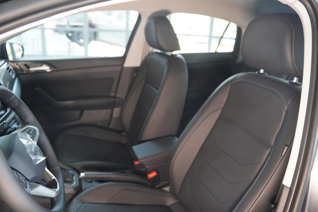 VIRTUS 1.0 200 TSI COMFORTLINE AUTOMÁTICO5