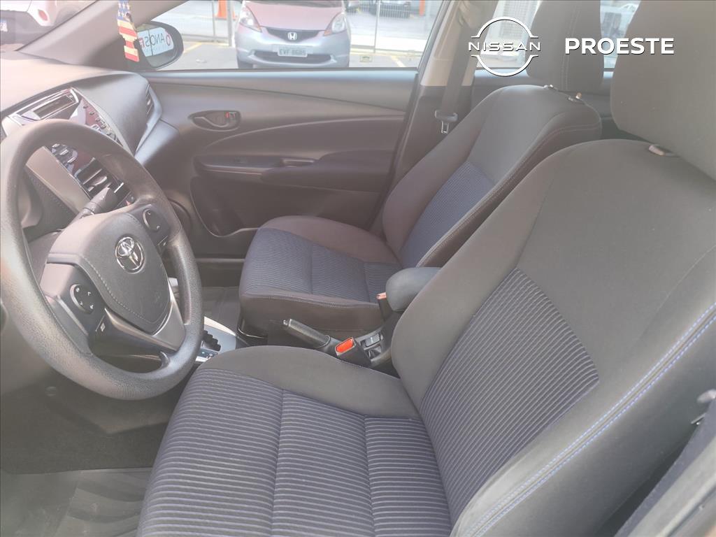 YARIS 1.5 16V FLEX SEDAN XL LIVE MULTIDRIVE7