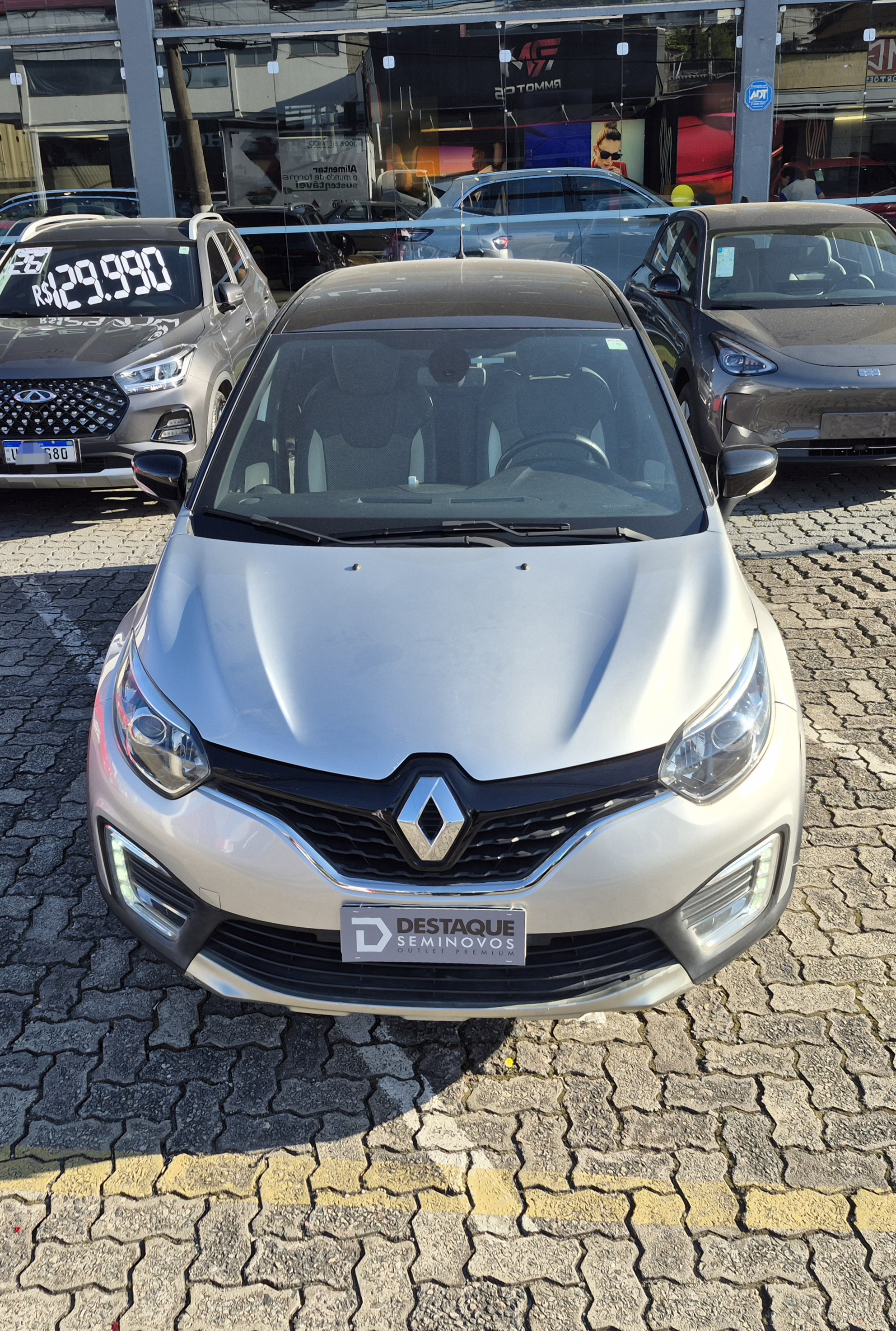RENAULT CAPTUR