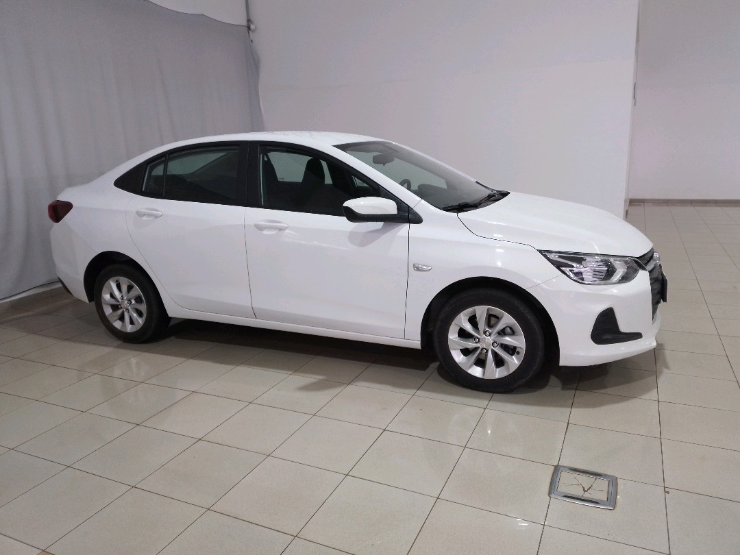 GM - Chevrolet-ONIX PLUS-1.0 FLEX LT MANUAL