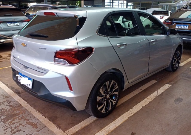 ONIX 1.0 TURBO FLEX PREMIER AUTOMÁTICO2