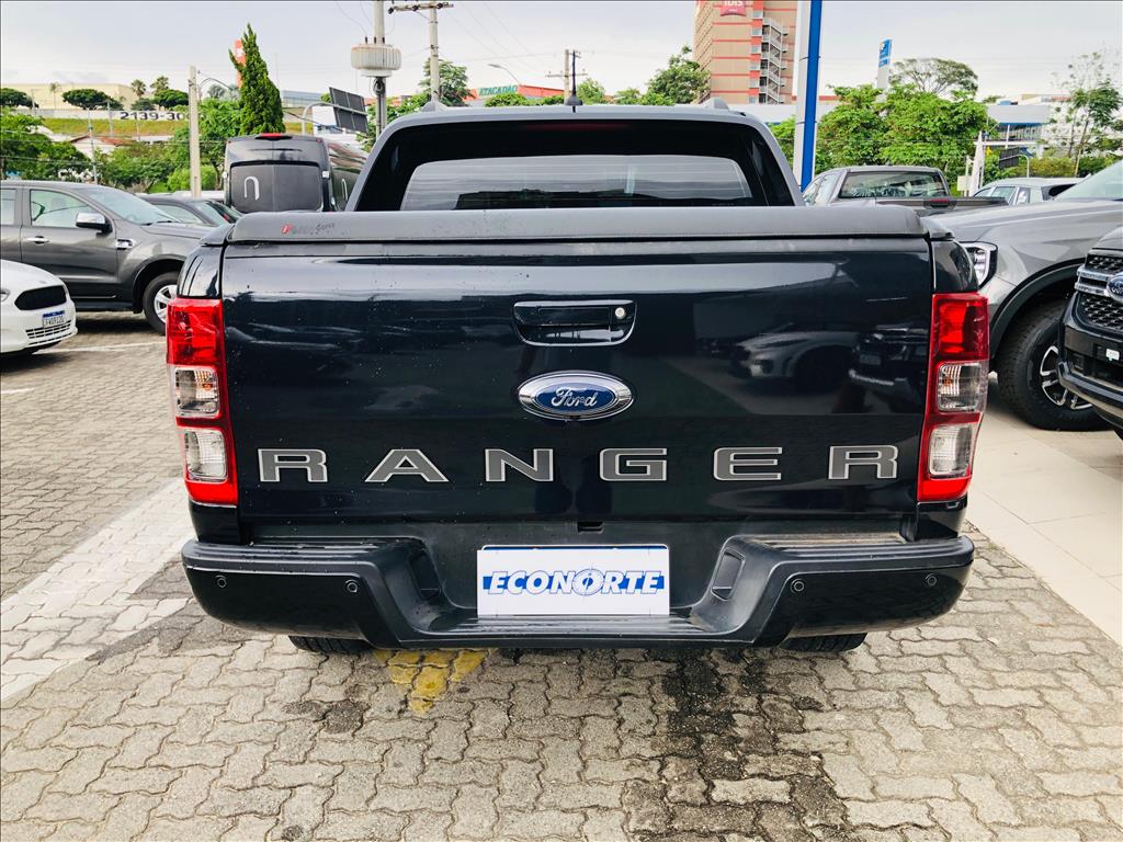RANGER 2.2 BLACK 4X2 CD 16V DIESEL 4P AUTOMÁTICO4