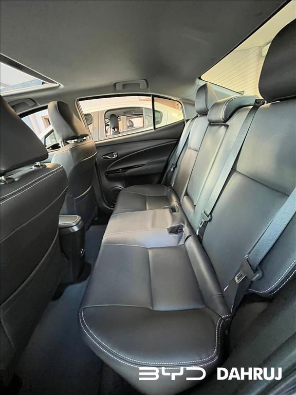 YARIS 1.5 16V FLEX SEDAN XLS CONNECT MULTIDRIVE10