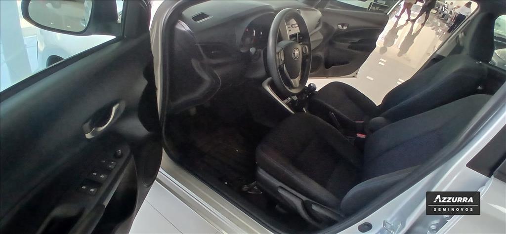YARIS 1.5 16V FLEX SEDAN XL MANUAL8