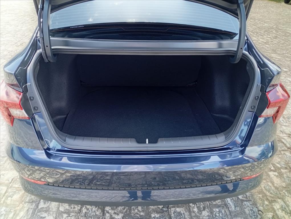 Hyundai-HB20S-1.0 TGDI FLEX PLATINUM AUTOMÁTICO
