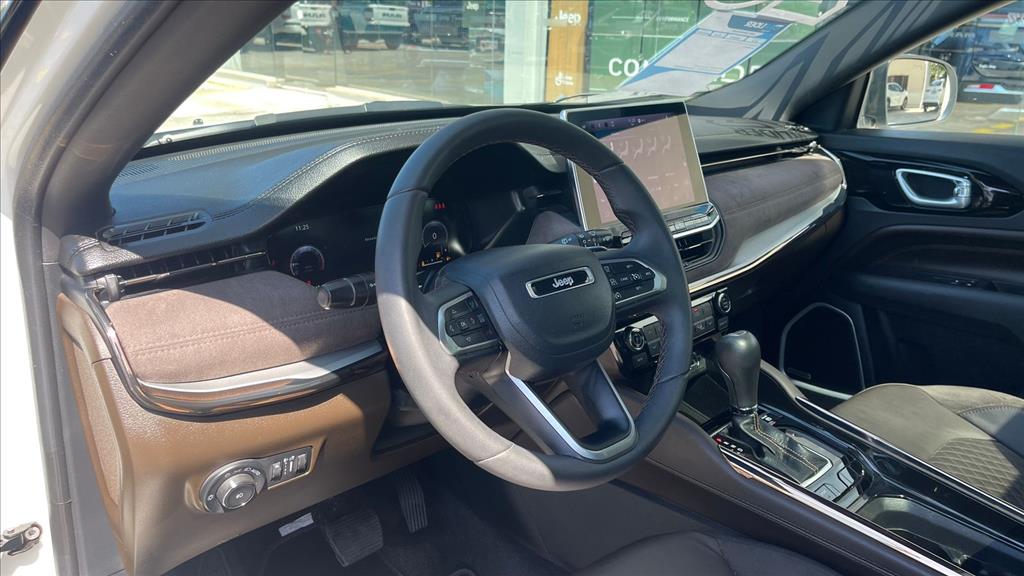 COMMANDER 1.3 T270 TURBO FLEX OVERLAND AT611