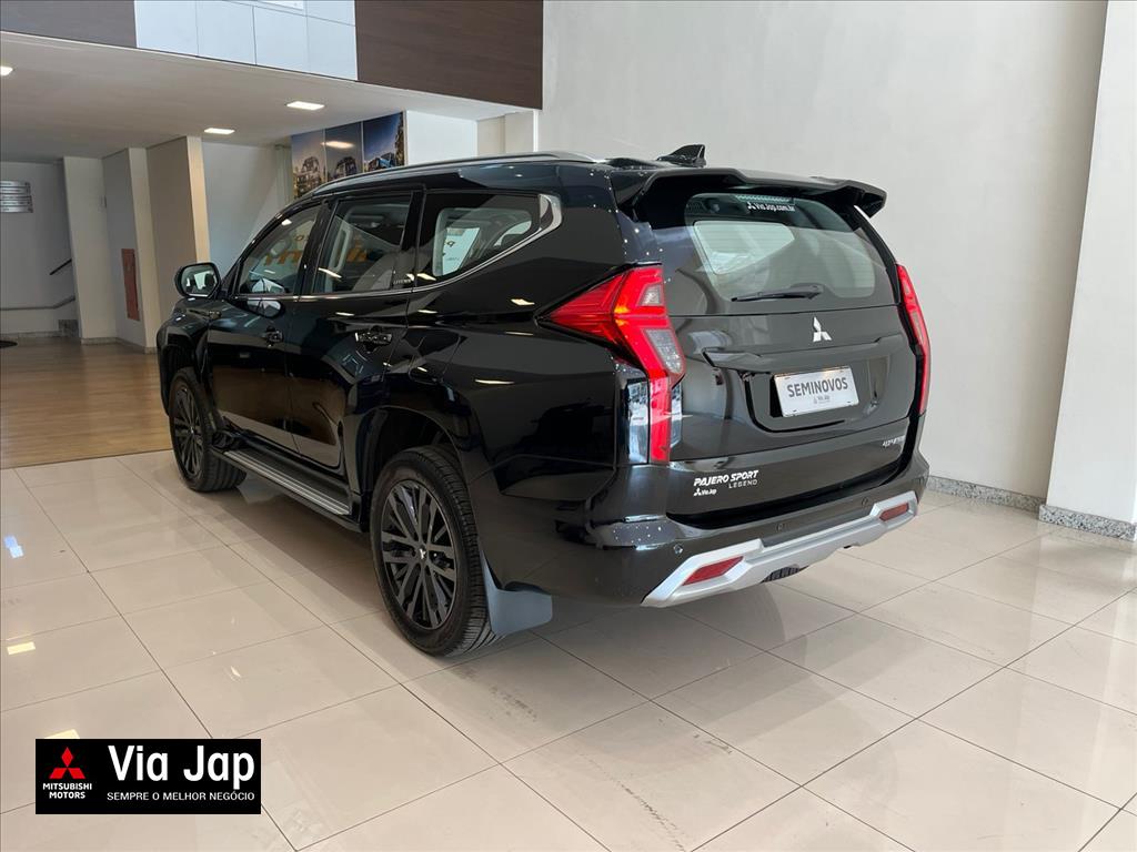 Mitsubishi-PAJERO SPORT-2.4 16V MIVEC TURBO DIESEL LEGEND AWD AUTOMÁTICO