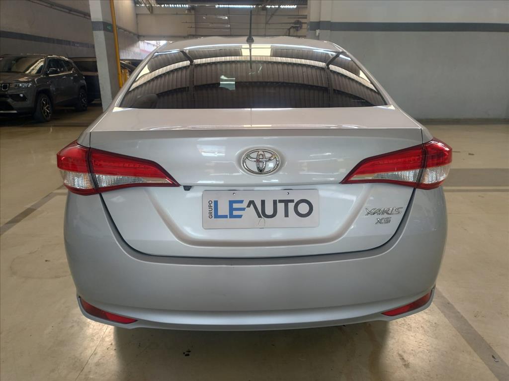 YARIS 1.5 16V FLEX SEDAN XS CONNECT MULTIDRIVE5
