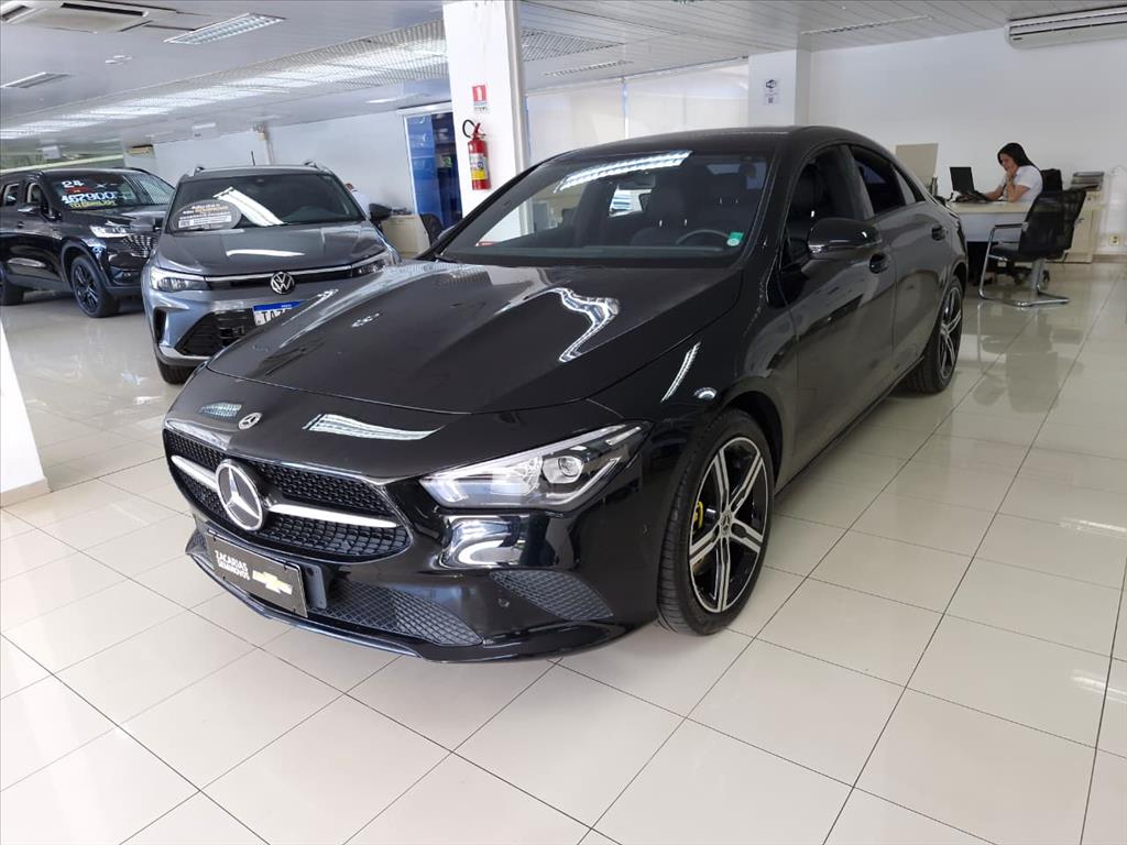 CLA 250 2.0 CGI GASOLINA 4MATIC 7G-DCT1