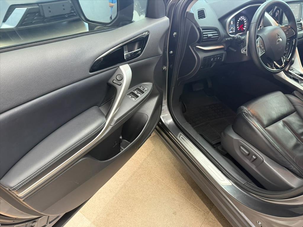 ECLIPSE CROSS 1.5 MIVEC TURBO GASOLINA HPE CVT18