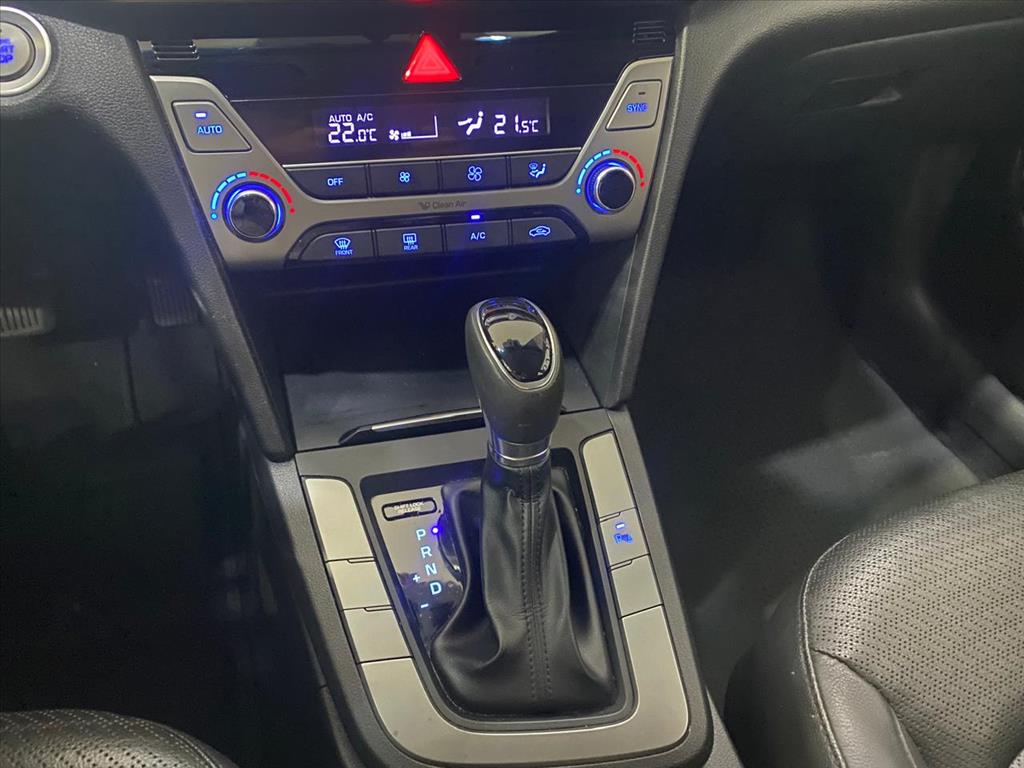 Hyundai-ELANTRA-2.0 16V FLEX 4P AUTOMÁTICO