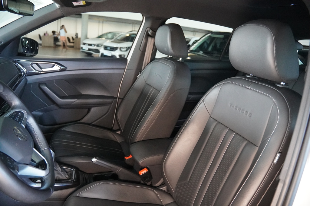 T-CROSS 1.4 250 TSI TOTAL FLEX HIGHLINE AUTOMÁTICO7