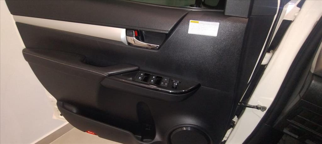 HILUX 2.8 SRX 4X4 CD 16V DIESEL 4P AUTOMÁTICO12