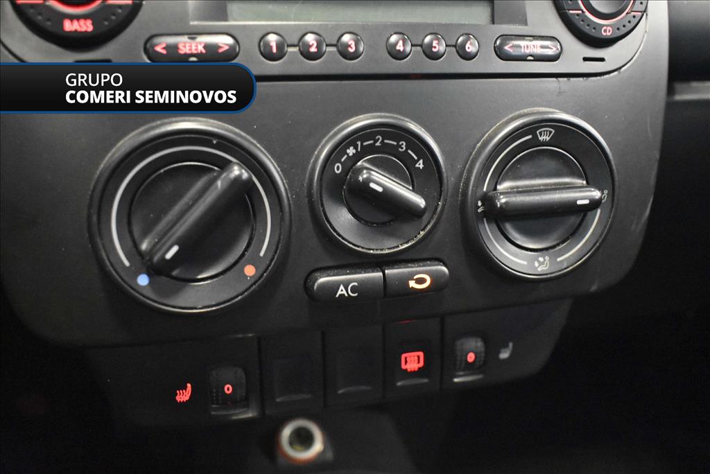 NEW BEETLE 2.0 MI 8V GASOLINA 2P TIPTRONIC8