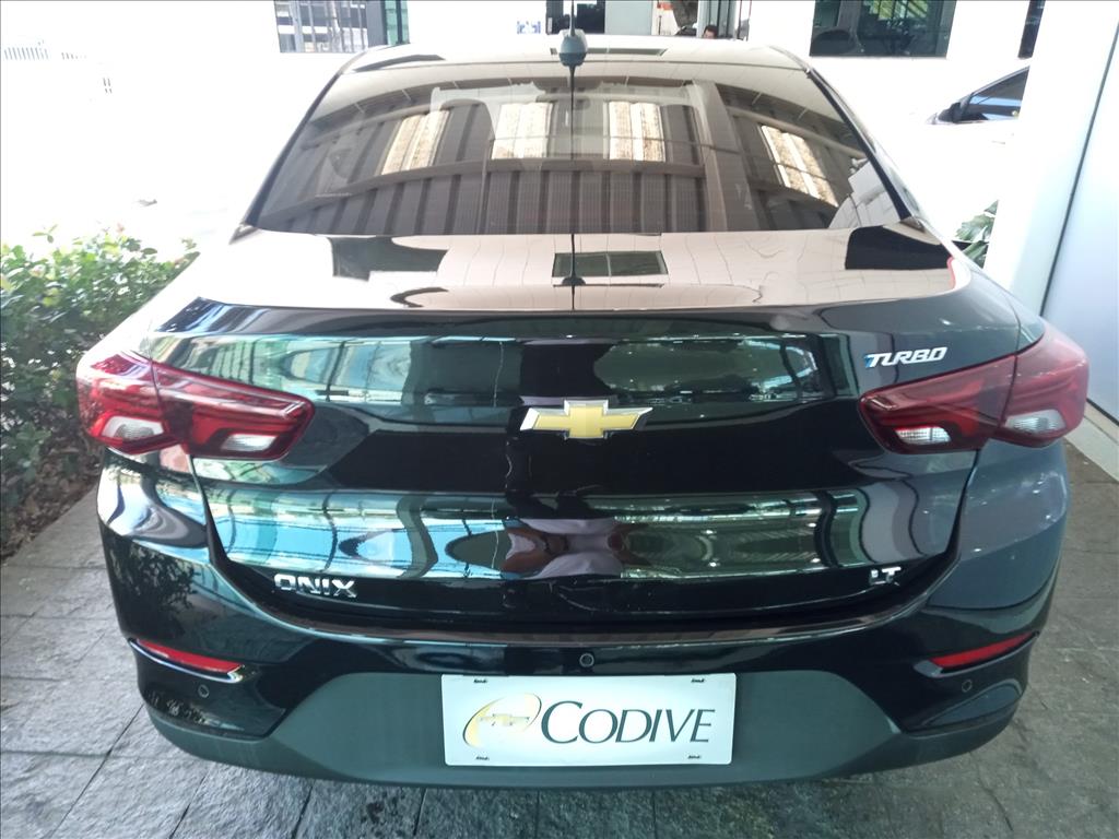 ONIX PLUS 1.0 TURBO FLEX LT AUTOMÁTICO3