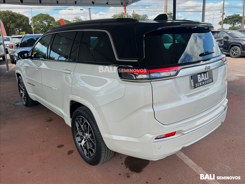 COMMANDER 1.3 T270 TURBO FLEX OVERLAND AT66
