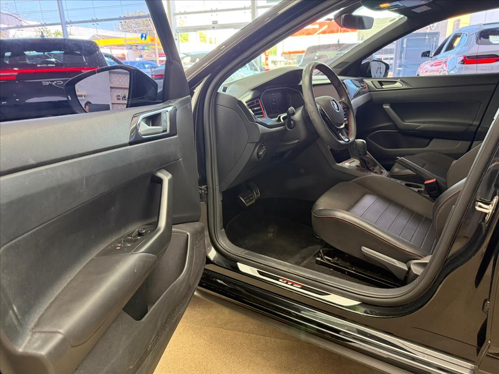 POLO 1.4 250 TSI GTS AUTOMÁTICO12
