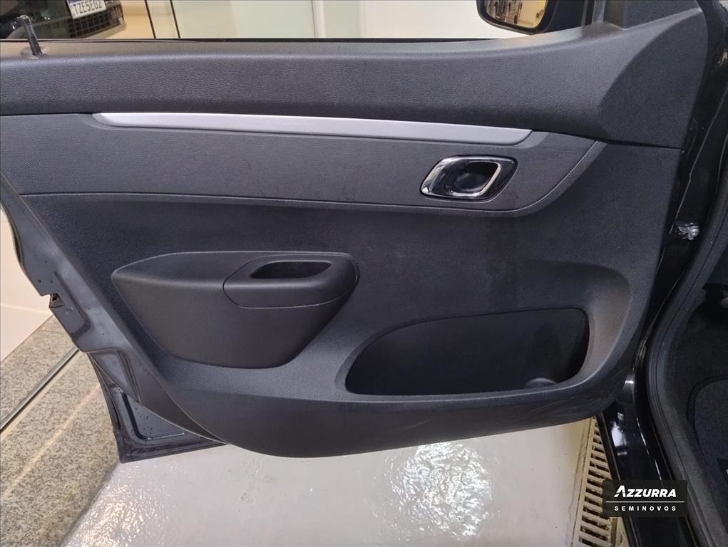 KWID 1.0 12V SCE FLEX OUTSIDER MANUAL16