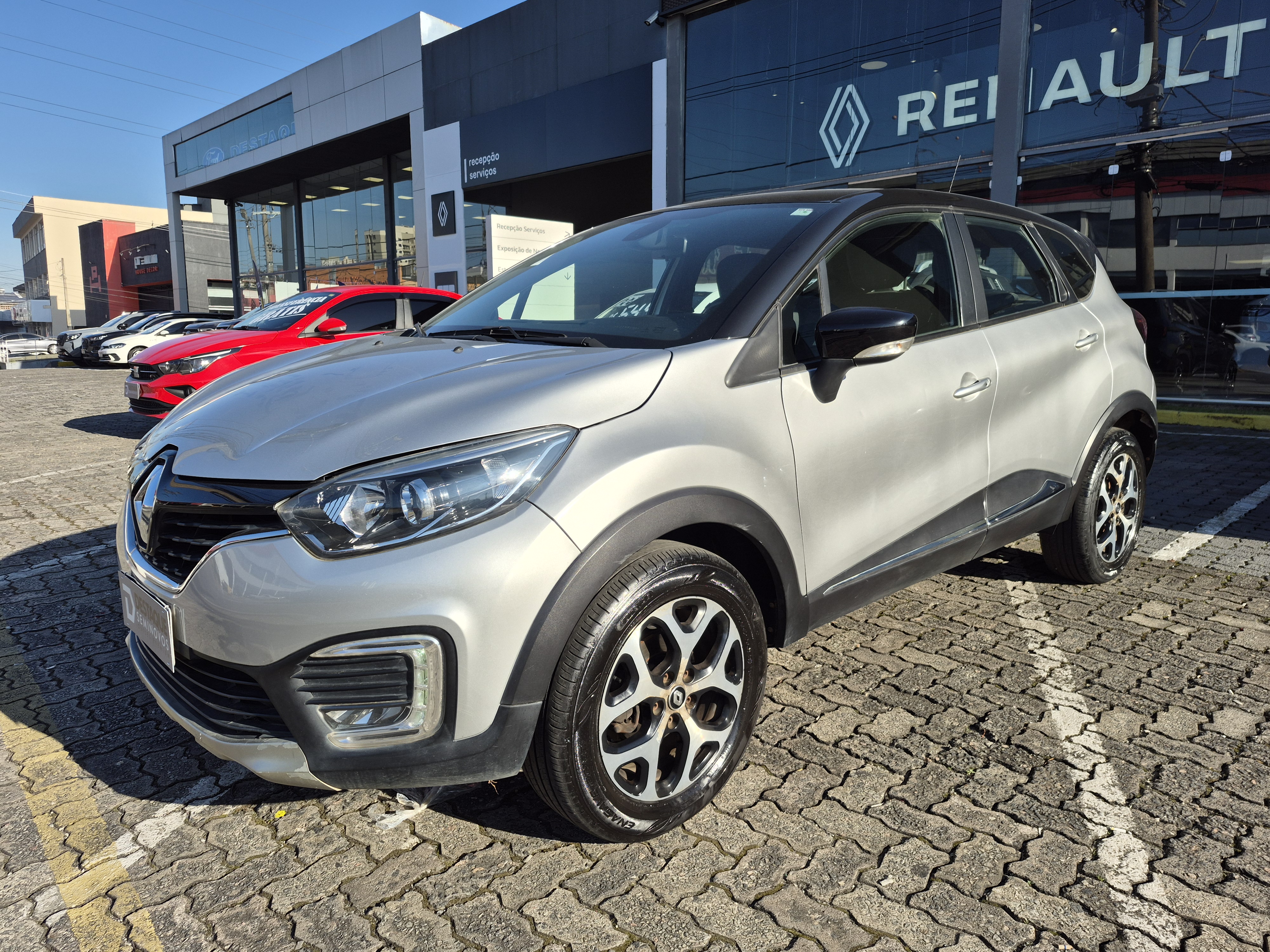 RENAULT CAPTUR