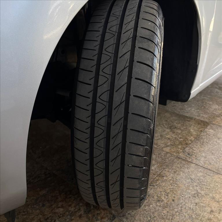 ONIX 1.4 MPFI LT 8V FLEX 4P MANUAL
