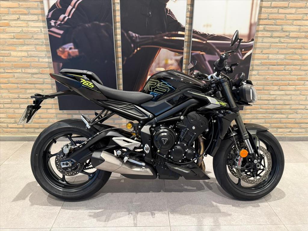 TRIUMPH-STREET-TRIPLE RS ABS
