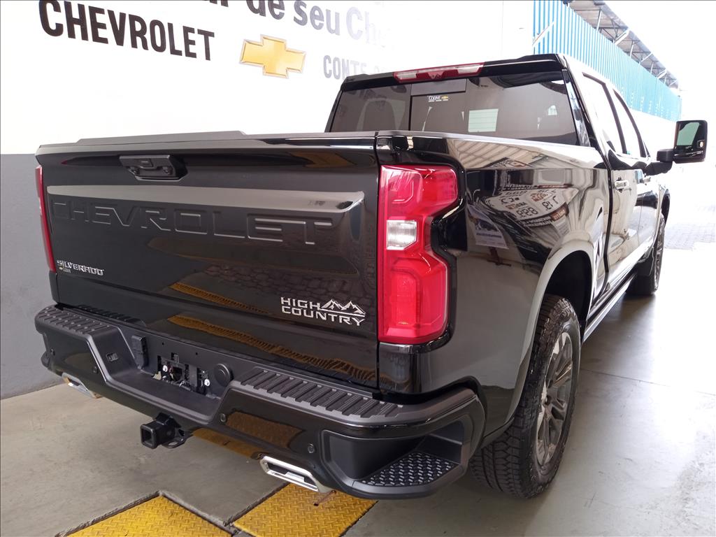 SILVERADO 5.3 V8 GASOLINA 1500 HIGH COUNTRY 4X4 AUTOMÁTICO2