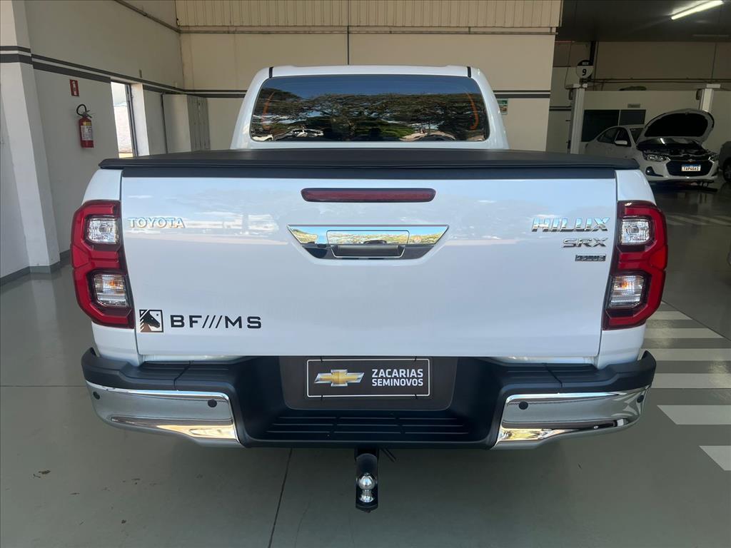 HILUX 2.8 D-4D TURBO DIESEL CD SRX 4X4 AUTOMÁTICO3