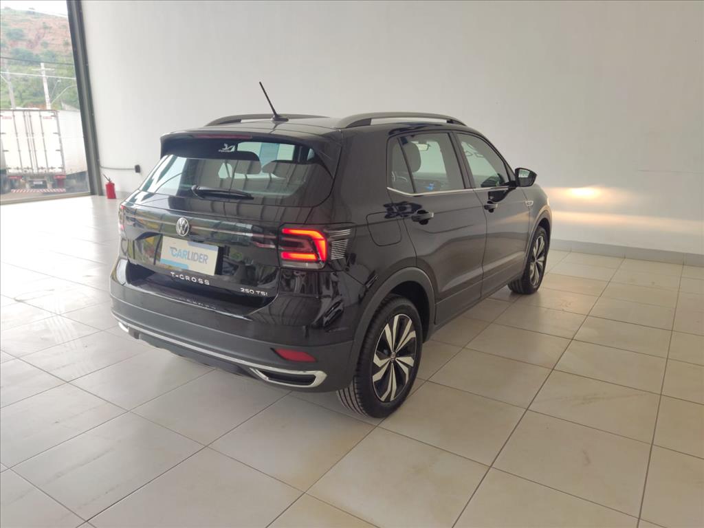 T-CROSS 1.4 250 TSI TOTAL FLEX HIGHLINE AUTOMÁTICO3