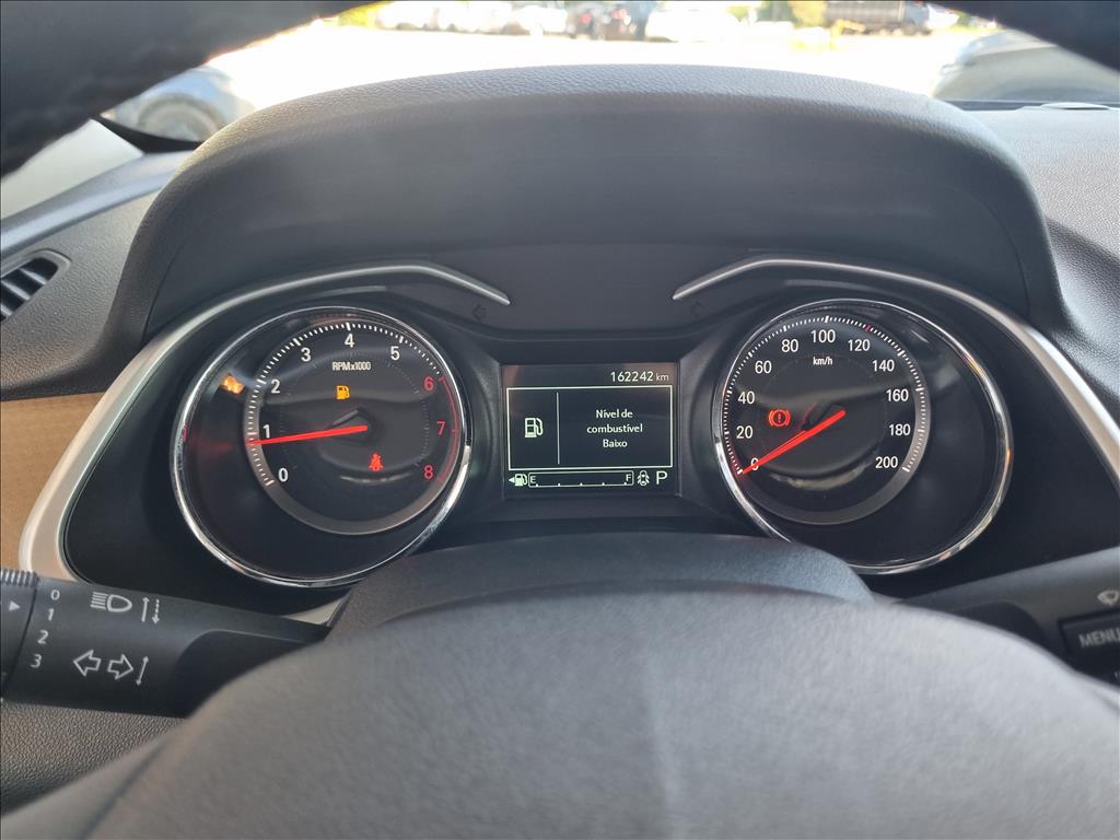 ONIX PLUS 1.0 TURBO FLEX PREMIER AUTOMÁTICO9