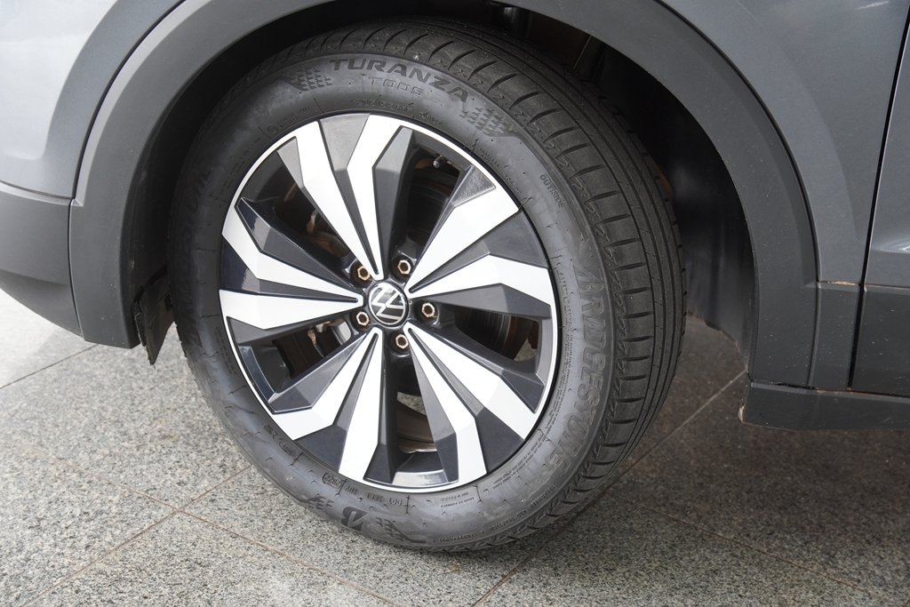 T-CROSS 1.0 200 TSI TOTAL FLEX COMFORTLINE AUTOMÁTICO4