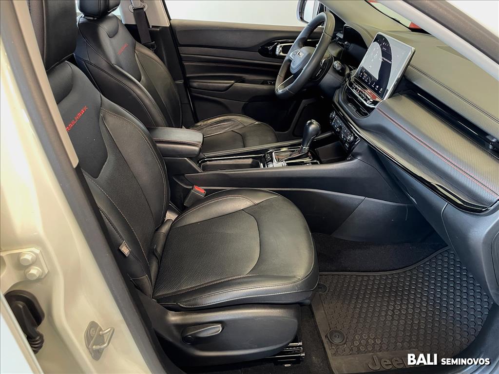 COMPASS 2.0 TD350 TURBO DIESEL TRAILHAWK AT915