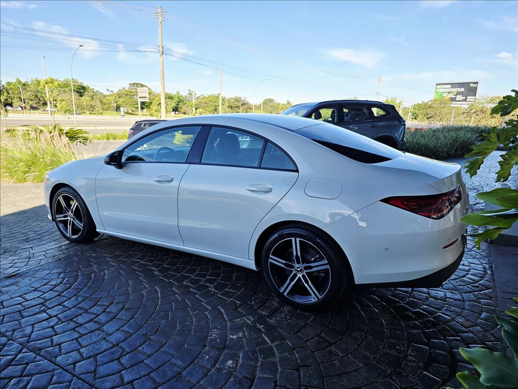 CLA 250 2.0 CGI GASOLINA 4MATIC 7G-DCT5