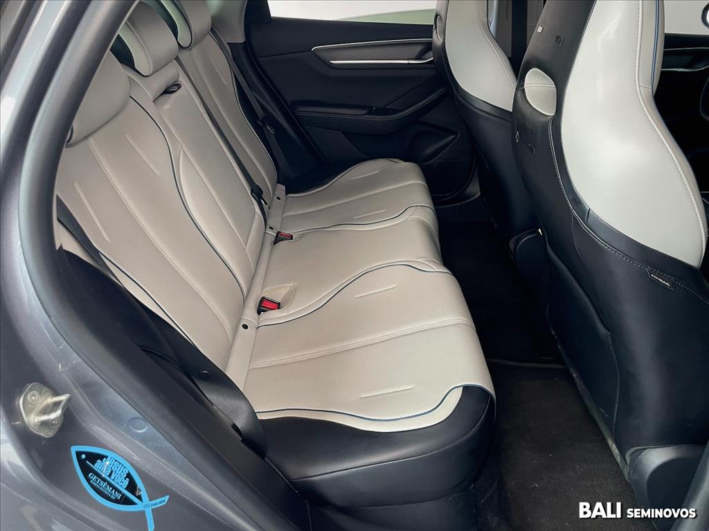 KING 1.5 DM-I PHEV GS AUTOMÁTICO14
