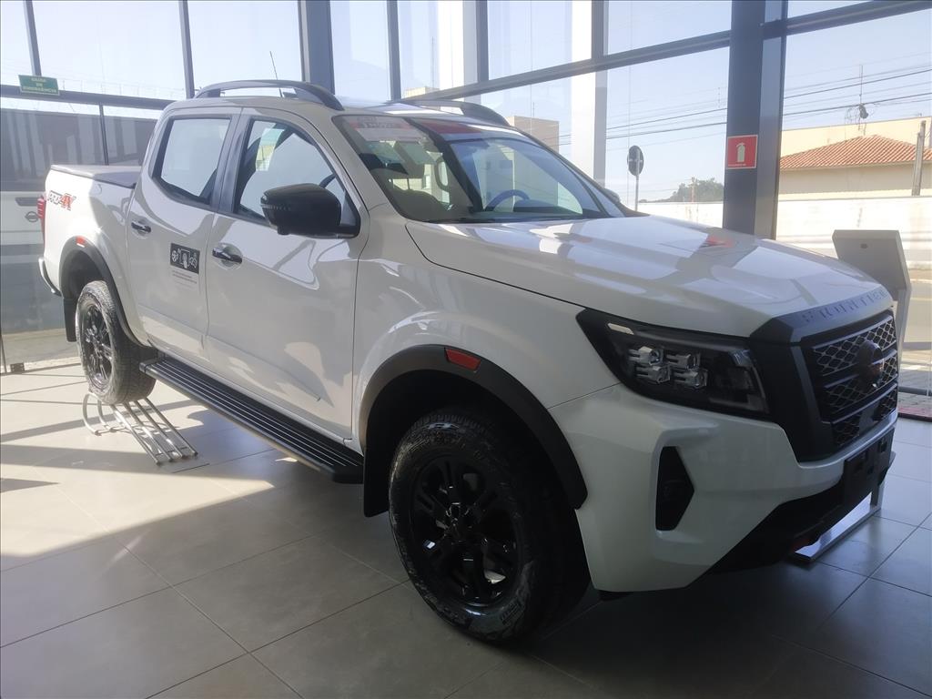 FRONTIER 2.3 16V TURBO DIESEL PRO4X CD 4X4 AUTOMÁTICO FRONTIER 2.3 16V TURBO DIESEL PRO4X CD 4X4 AUTOMÁTICO