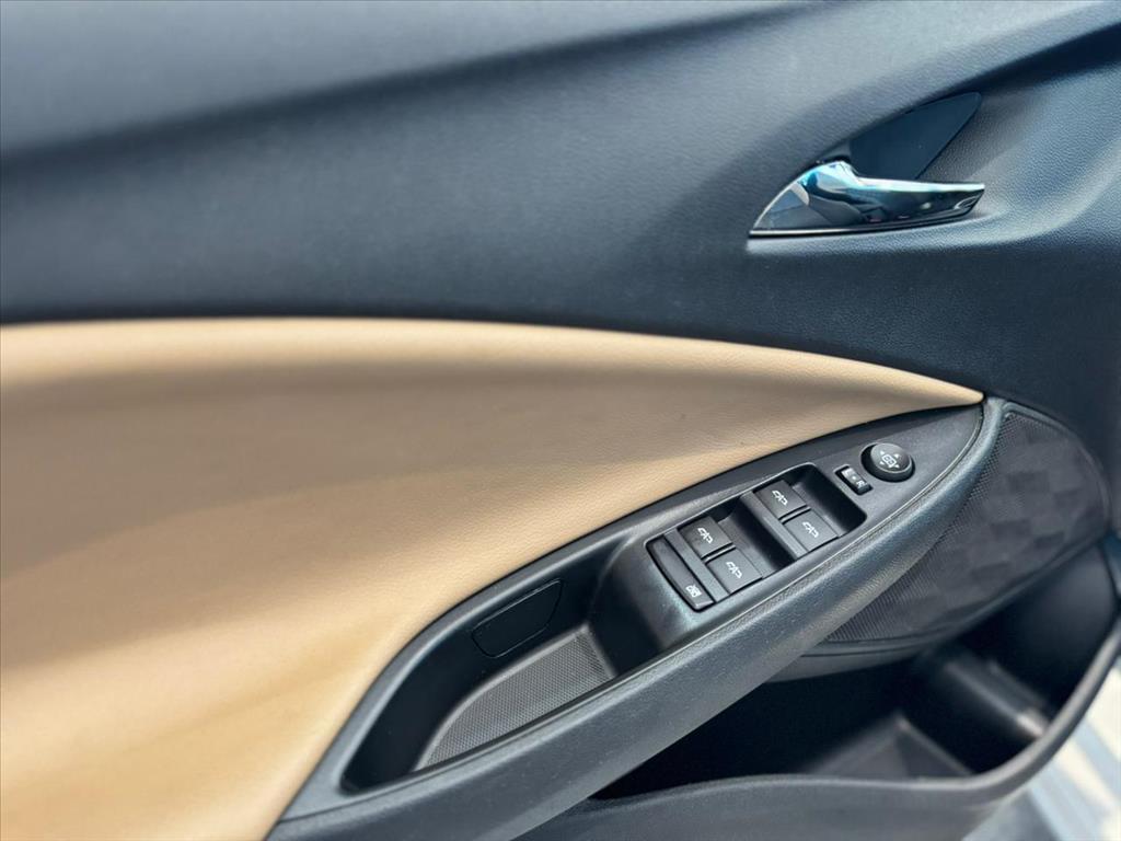 ONIX PLUS 1.0 TURBO FLEX PREMIER AUTOMÁTICO9