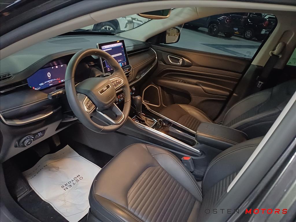 Jeep-COMMANDER-1.3 T270 TURBO FLEX LONGITUDE AT6