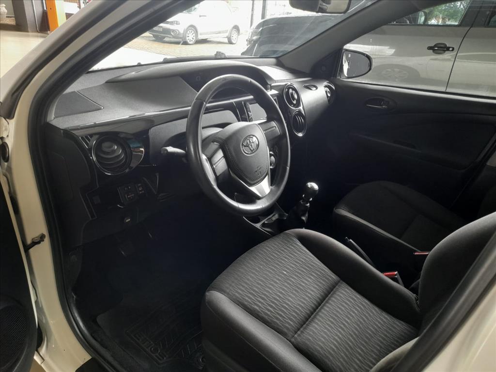 ETIOS 1.3 X 16V FLEX 4P MANUAL9