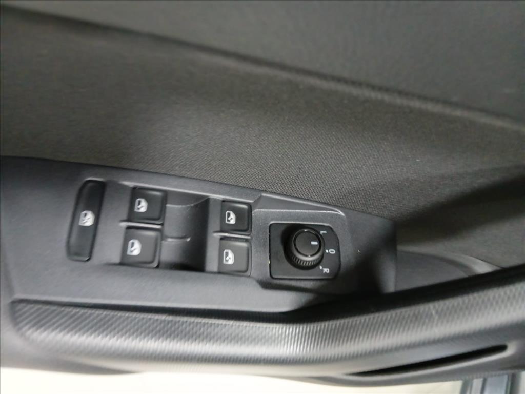 VIRTUS 1.0 200 TSI COMFORTLINE AUTOMÁTICO12