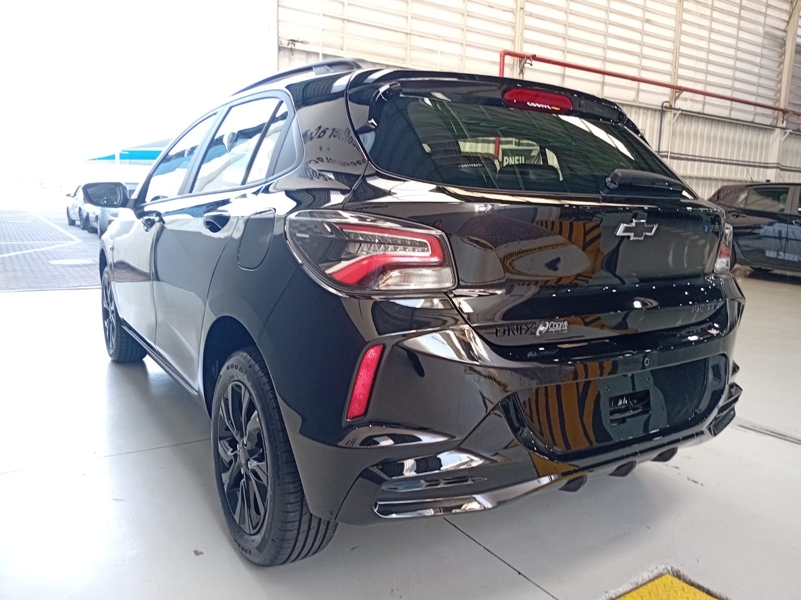 ONIX 1.0 TURBO FLEX ACTIV AUTOMÁTICO3