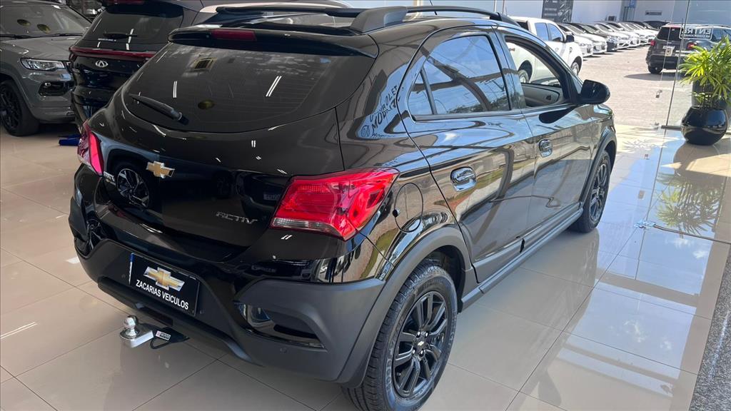 ONIX 1.4 MPFI ACTIV 8V FLEX 4P AUTOMÁTICO4