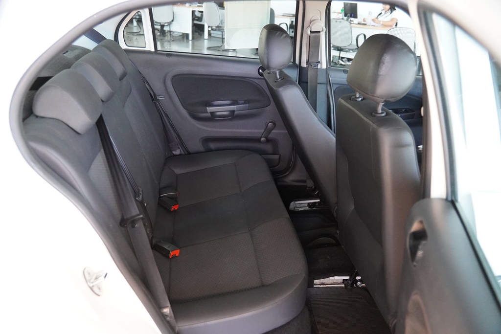 VOYAGE 1.0 12V MPI TOTALFLEX 4P MANUAL10