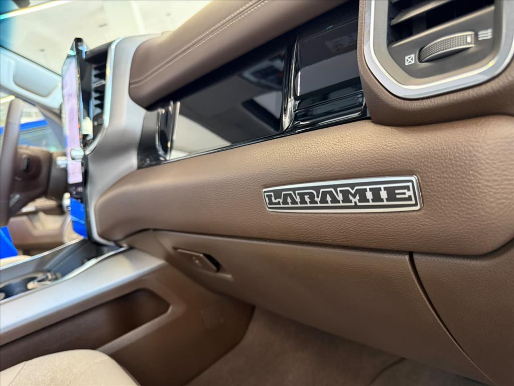 1500 3.0 HURRICANE 6 BITURBO GASOLINA LARAMIE CD 4X4 AUTOMÁTICO16