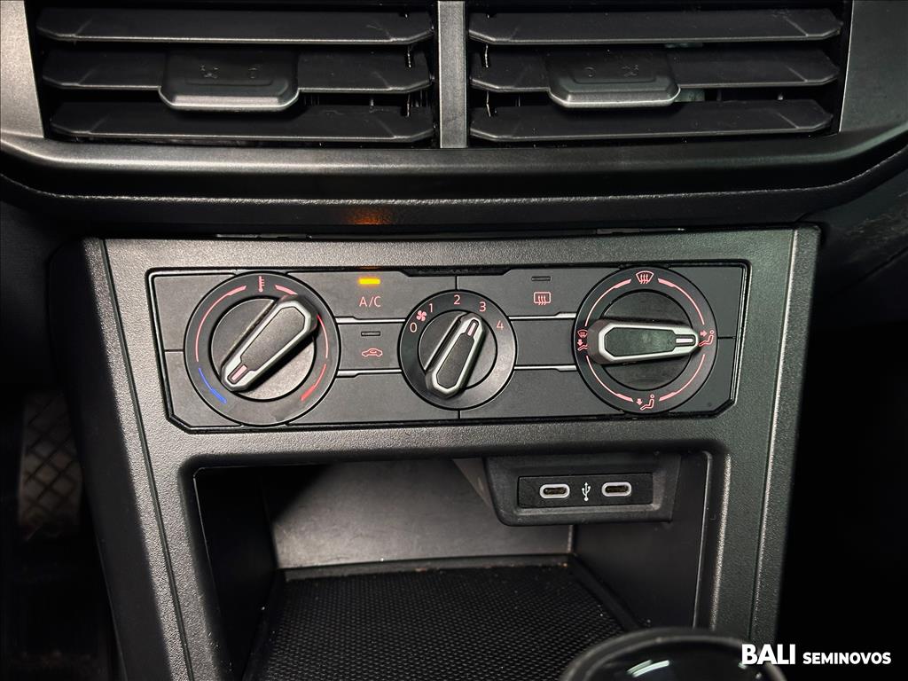 POLO 1.0 MPI TRACK MANUAL12