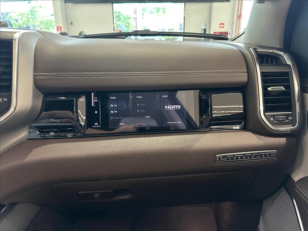 1500 3.0 HURRICANE 6 BITURBO GASOLINA LARAMIE CD 4X4 AUTOMÁTICO12